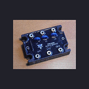 Carlo Gavazzi Motor Controller Soft Start/Stop Output Module RSO1225 <br>(Images is for references only    actual product refer specification).